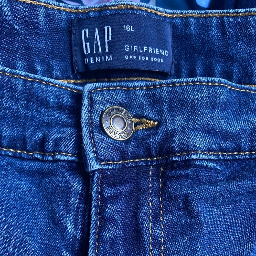 GAP Men's Deep Blue Denim Jeans